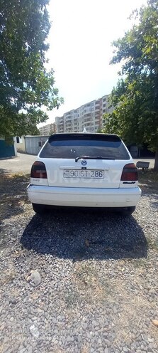 Volkswagen Golf 1997, 165,000 km - 1.8 l - Gəncə