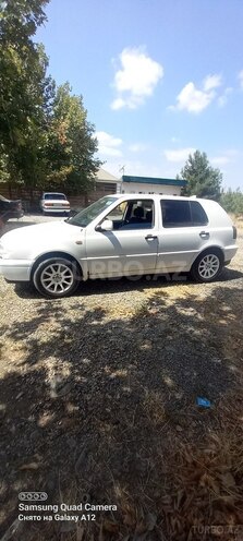Volkswagen Golf 1997, 165,000 km - 1.8 l - Gəncə