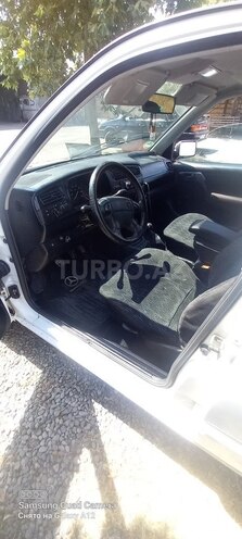 Volkswagen Golf 1997, 165,000 km - 1.8 l - Gəncə