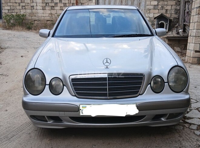 Mercedes E 220 2000, 691,000 km - 2.2 l - Bakı