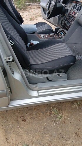 Mercedes E 220 2000, 691,000 km - 2.2 l - Bakı