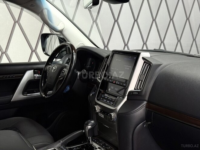 Toyota Land Cruiser 2019, 45,000 km - 4.6 l - Bakı