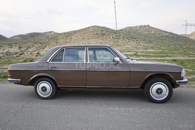 Mercedes  1984, 390,000 km - 2.0 l - Bakı