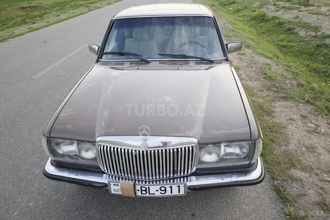 Mercedes  1984, 390,000 km - 2.0 l - Bakı