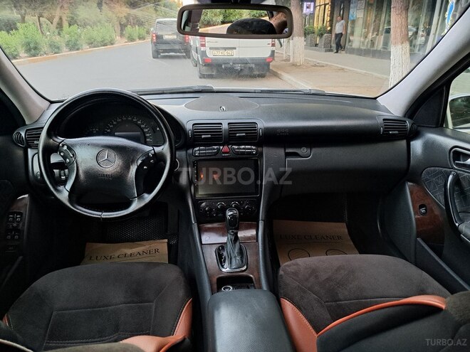 Mercedes C 180 2003, 334,000 km - 1.8 l - Sumqayıt