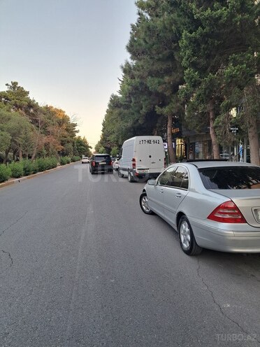 Mercedes C 180 2003, 334,000 km - 1.8 l - Sumqayıt