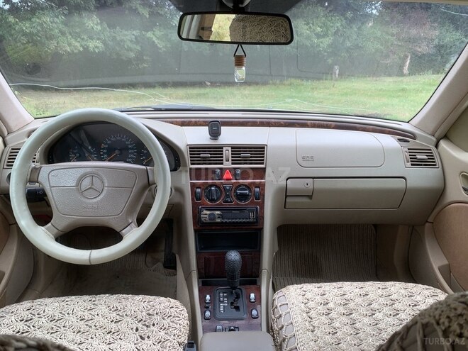 Mercedes C 180 1998, 200,000 km - 1.8 l - Masallı