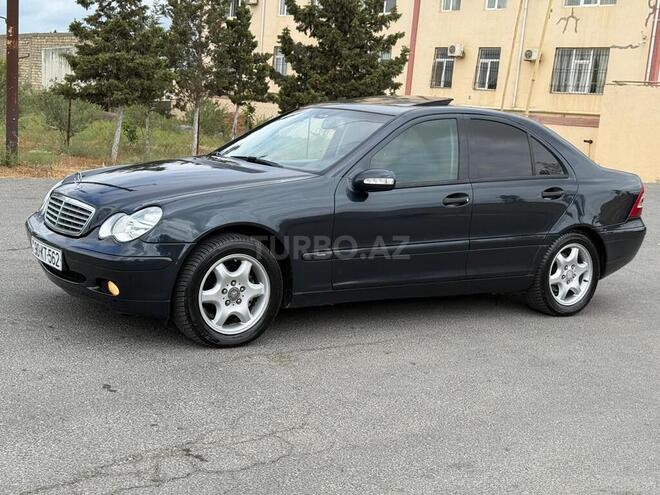 Mercedes C 220 2001, 224,000 km - 2.2 л - Bakı