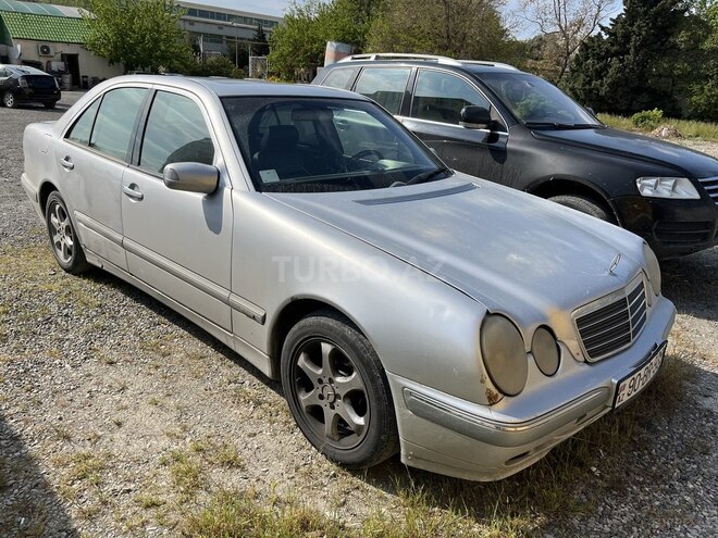 Mercedes E 280 2000, 380,000 km - 2.8 l - Bakı