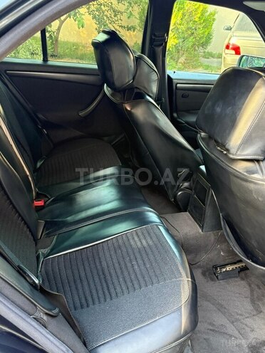 Mercedes C 200 2000, 375,000 km - 2.0 л - Bakı