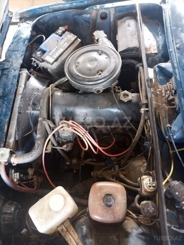 LADA (VAZ) 2104 2001, 60,300 km - 1.5 l - Salyan