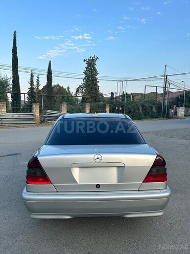 Mercedes C 230 1999, 372,222 km - 2.3 l - Quba
