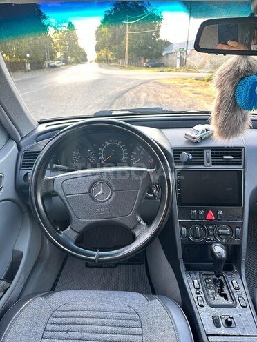 Mercedes C 230 1999, 372,222 km - 2.3 l - Quba