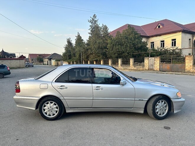 Mercedes C 230 1999, 372,222 km - 2.3 l - Quba