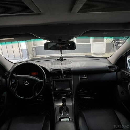 Mercedes C 240 2003, 225,158 km - 2.6 l - Sumqayıt