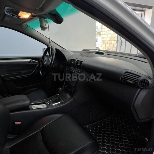 Mercedes C 240 2003, 225,158 km - 2.6 l - Sumqayıt