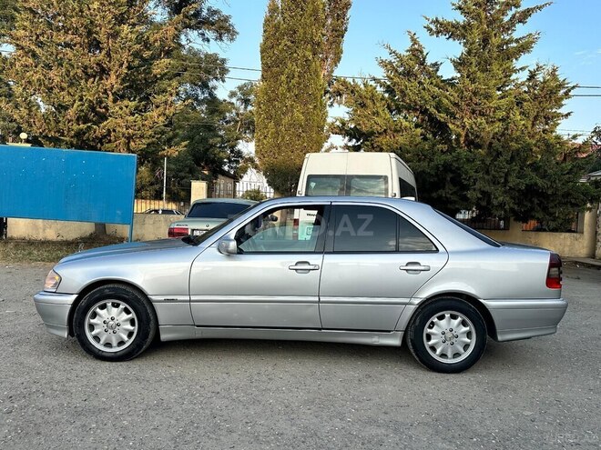 Mercedes C 230 1999, 372,222 km - 2.3 l - Quba