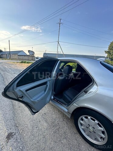 Mercedes C 230 1999, 372,222 km - 2.3 l - Quba