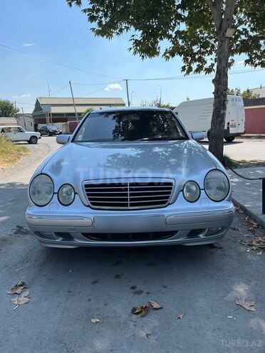 Mercedes E 220 2000, 408,780 km - 2.2 л - Bərdə