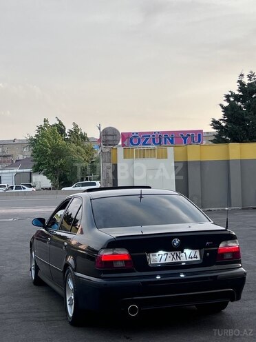 BMW 530 2001, 390,000 km - 3.0 l - Sumqayıt