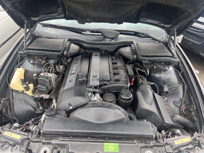 BMW 530 2001, 390,000 km - 3.0 l - Sumqayıt