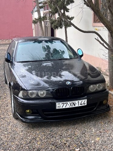 BMW 530 2001, 390,000 km - 3.0 l - Sumqayıt
