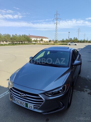Hyundai Elantra 2018, 62,350 km - 2.0 l - Bakı