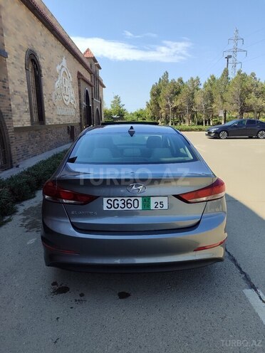Hyundai Elantra 2018, 62,350 km - 2.0 l - Bakı
