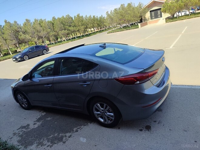 Hyundai Elantra 2018, 62,350 km - 2.0 l - Bakı