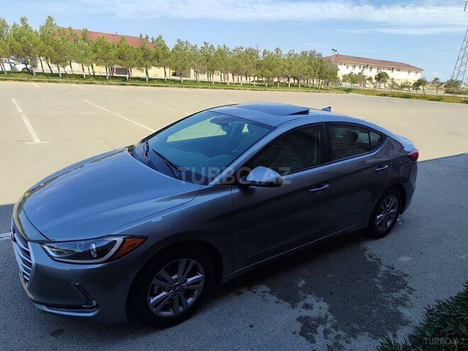 Hyundai Elantra 2018, 62,350 km - 2.0 l - Bakı