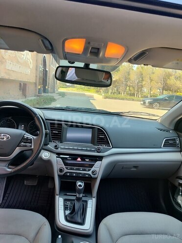Hyundai Elantra 2018, 62,350 km - 2.0 l - Bakı