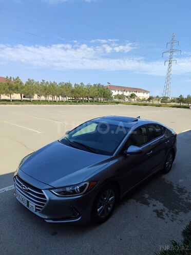 Hyundai Elantra 2018, 62,350 km - 2.0 l - Bakı