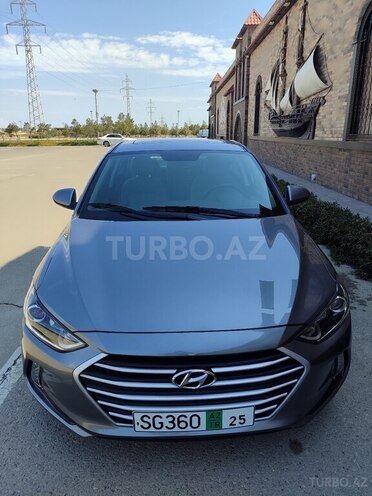 Hyundai Elantra 2018, 62,350 km - 2.0 l - Bakı