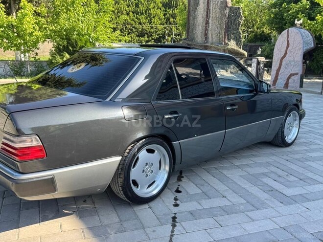 Mercedes E 300 1993, 530,000 km - 3.0 л - Sabirabad