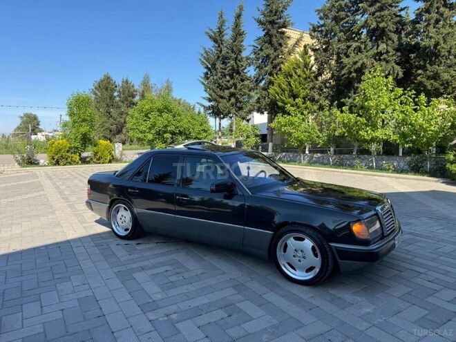 Mercedes E 300 1993, 530,000 km - 3.0 л - Sabirabad