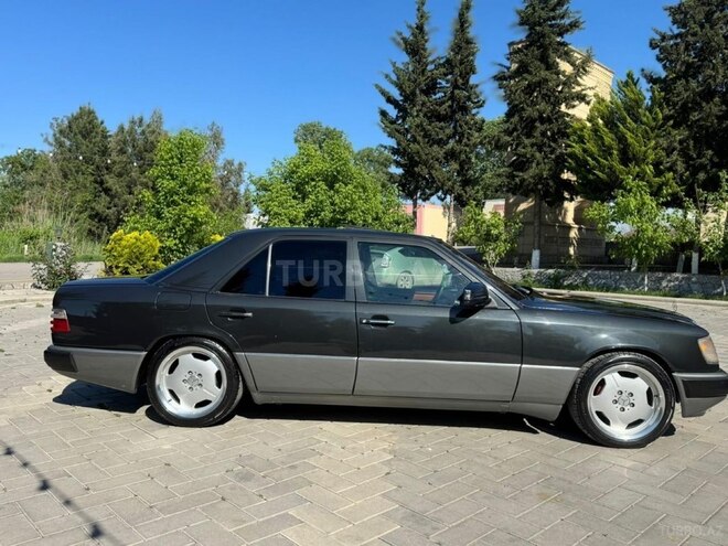Mercedes E 300 1993, 530,000 km - 3.0 л - Sabirabad
