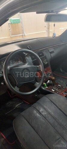 Mercedes E 220 1998, 640,000 km - 2.2 l - Bakı