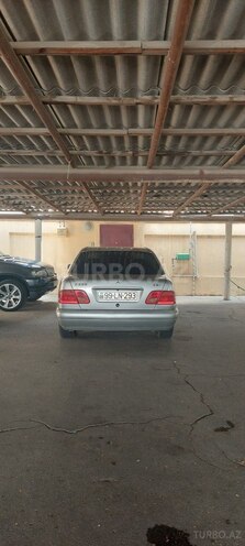 Mercedes E 220 1998, 640,000 km - 2.2 l - Bakı