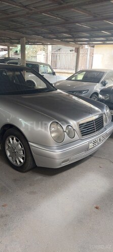 Mercedes E 220 1998, 640,000 km - 2.2 l - Bakı