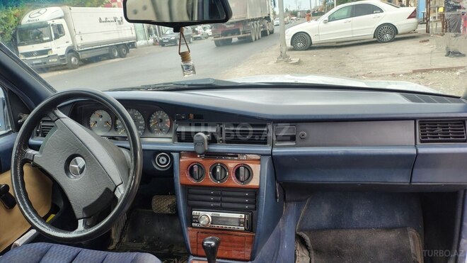 Mercedes 190 1991, 300,000 km - 2.0 l - Bakı