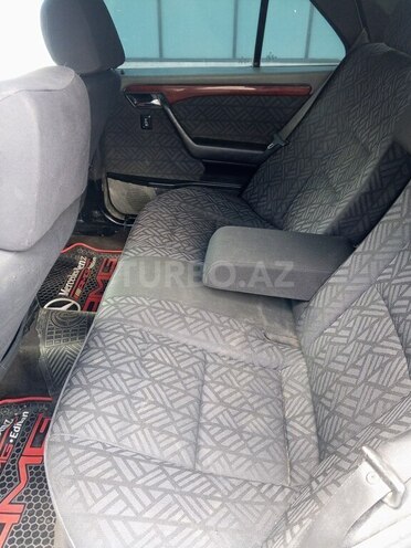 Mercedes C 180 1995, 238,301 km - 1.8 l - Biləsuvar