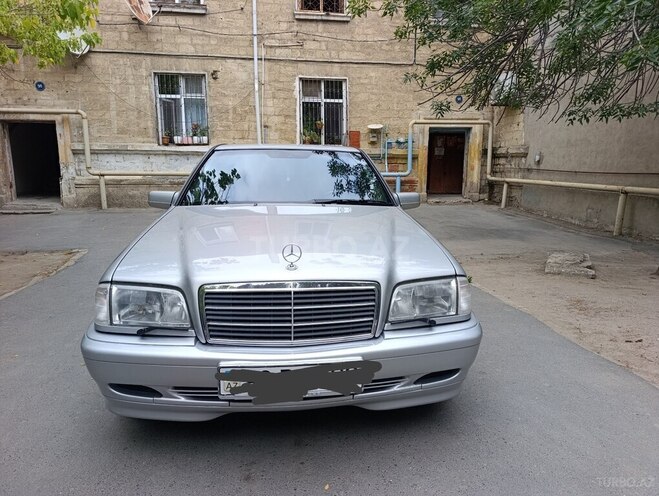 Mercedes C 180 2000, 277,000 km - 1.8 l - Sumqayıt