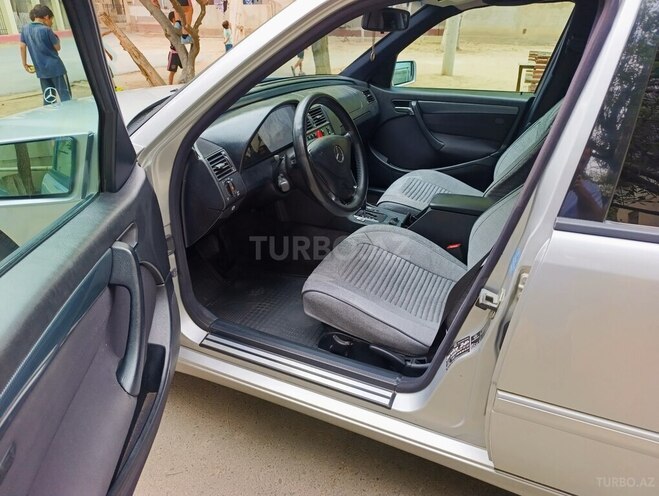 Mercedes C 180 2000, 277,000 km - 1.8 l - Sumqayıt