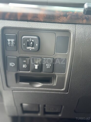 Toyota Land Cruiser 2011, 230,000 km - 4.0 l - Bakı