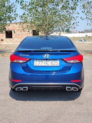 Hyundai Elantra 2015, 181,856 km - 1.8 л - Gəncə
