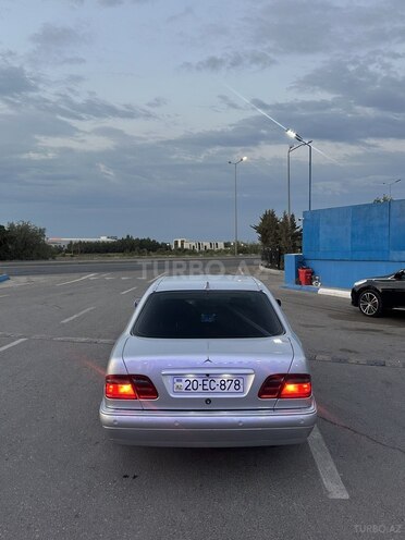 Mercedes E 240 1997, 223,691 km - 2.4 l - Bakı