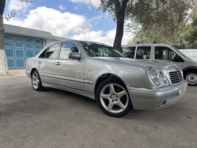 Mercedes E 240 1997, 223,691 km - 2.4 l - Bakı