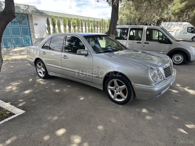 Mercedes E 240 1997, 223,691 km - 2.4 l - Bakı