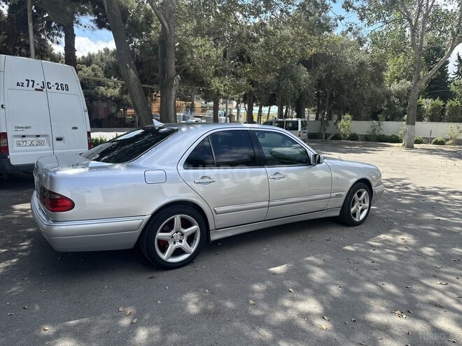 Mercedes E 240 1997, 223,691 km - 2.4 l - Bakı