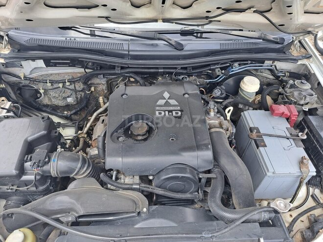 Mitsubishi L200 2007, 456,000 km - 2.5 l - Gəncə